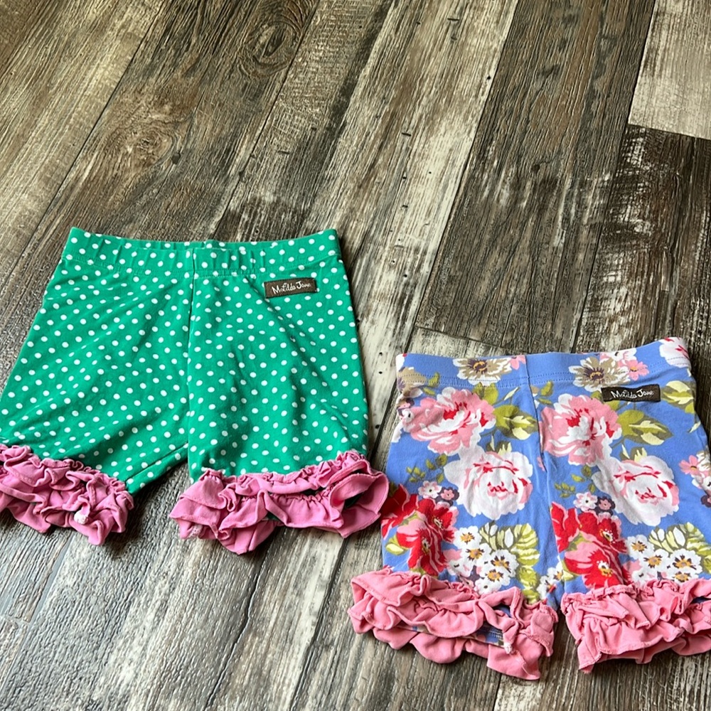 Matilda Jane ruffle shorts bundle size 4 and size 6